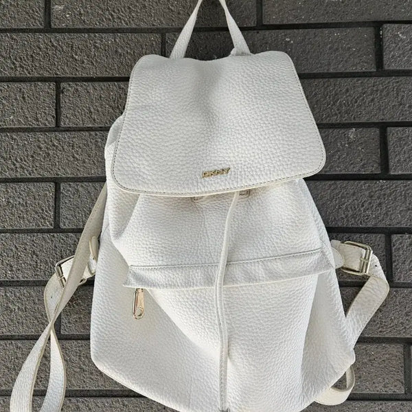 [BUNJANG] DKNY Women's Pebble Leather Backpack - White / (가격인하)DKNY 여성 백팩 화이트