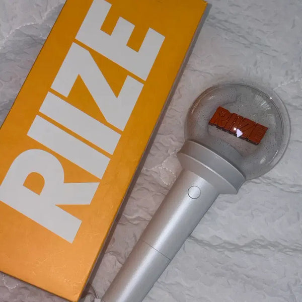 [BUNJANG] RIIZE Official Light Stick 'RIIZING' / 라이즈 응원봉 라브봉 양도합니다