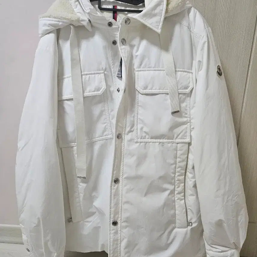 [BUNJANG] Moncler Correzze Jacket White Men's Size 4 (XL-XXL) / 몽클레어 패팅 s급 새상품 급처판매