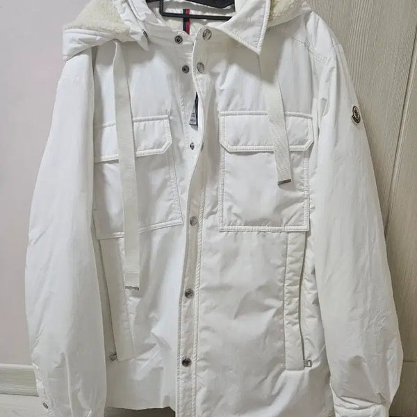 [BUNJANG] Moncler Correzze Jacket White Men's Size 4 (XL-XXL) / 몽클레어 패팅 s급 새상품 급처판매