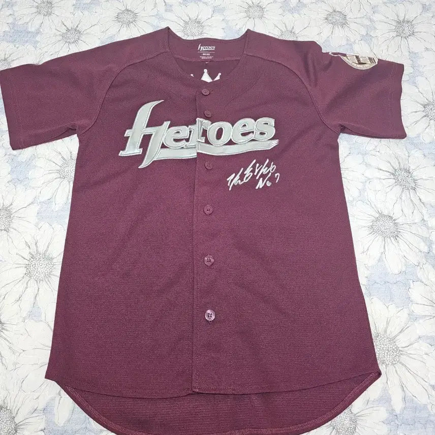 [BUNJANG] Kiwoom Heroes Kim Ha-seong 100 Home Run 100 Stolen Base Commemorative Baseball Jersey (Size XS) / 키움 히어로즈 김하성 100홈런 100도루 기념 유니폼 (85 XS)