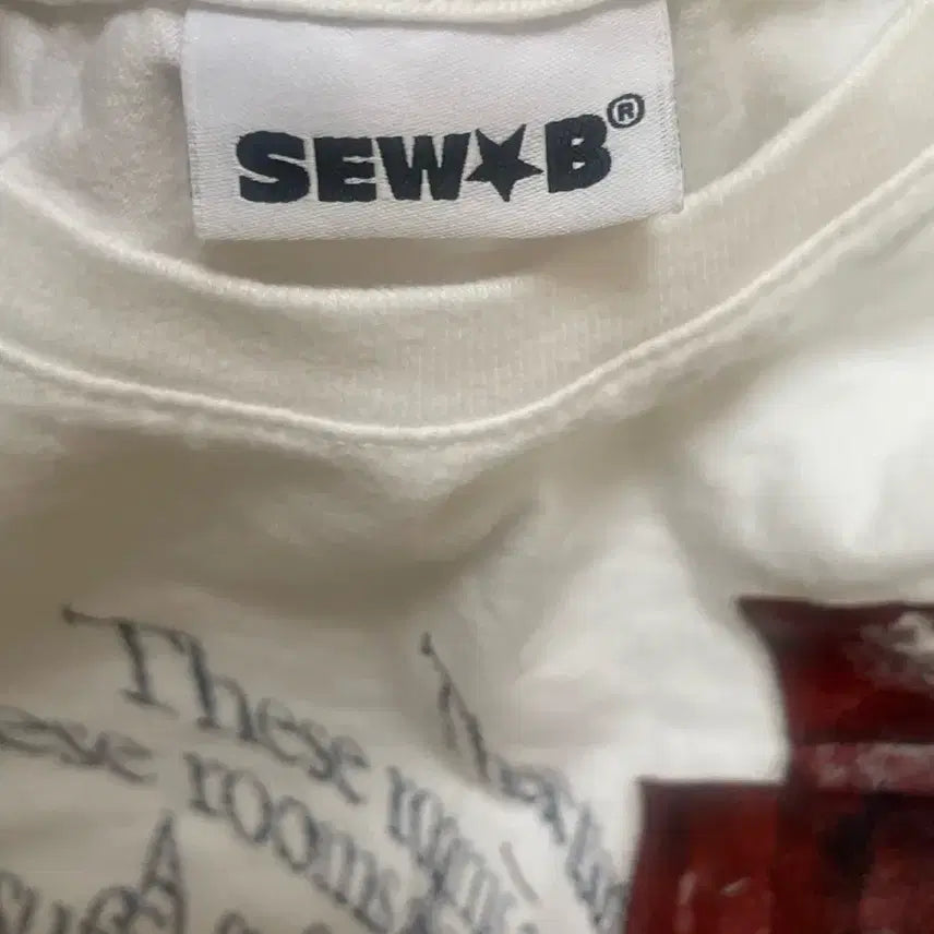 [BUNJANG] Semi-Crop Long Sleeve T-Shirt White / 세미크롭 긴팔티