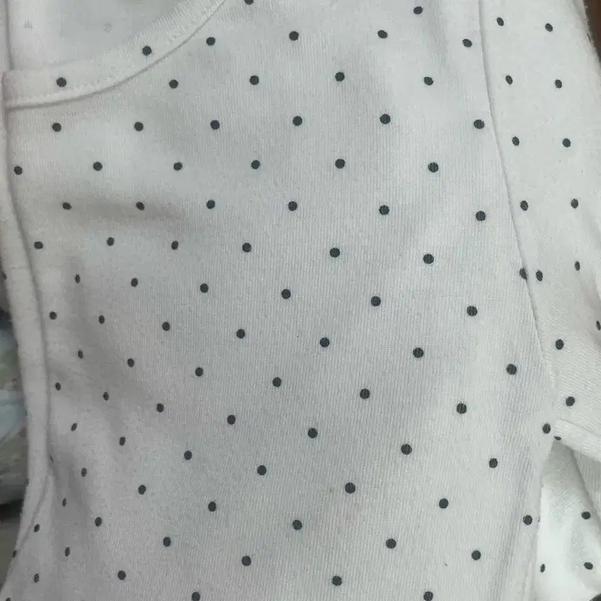 [BUNJANG] Dot Layered Long Sleeve T-Shirt / 도트 레이어드템 긴팔티