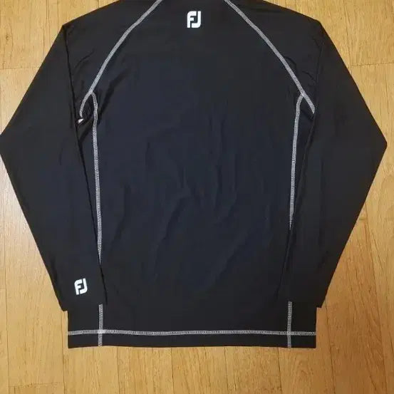 [BUNJANG] FootJoy Men's Golf Baselayer Cooling Long-Sleeve Shirt (Size 100) / (정품새상품급)풋조이 남성 골프웨어 베이스 레이어 얇은 냉감 긴팔티100