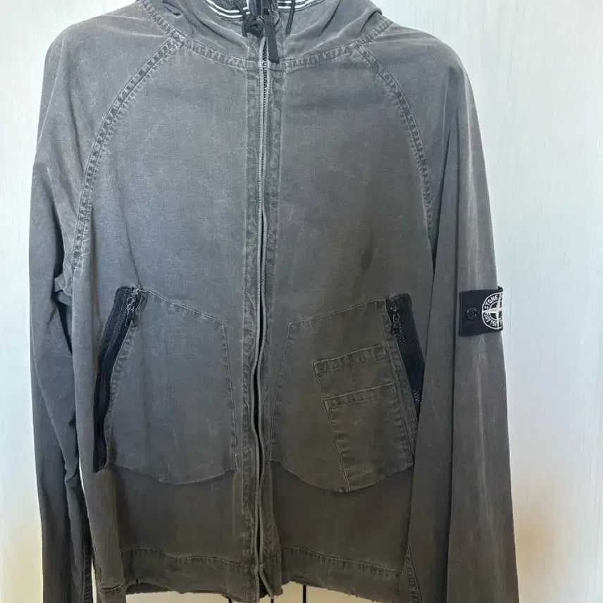 [BUNJANG] Stone Island Hooded Windbreaker Gray L / 스톤아일랜드 후드 바람막이 그레이 L
