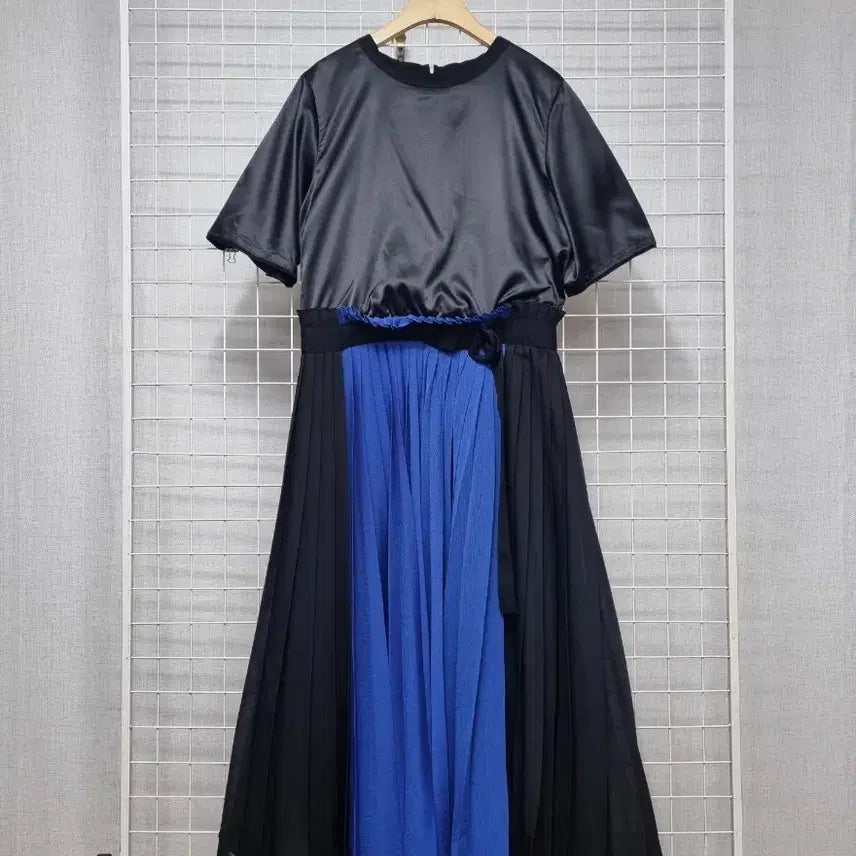 [BUNJANG] Ozsece Black Pleated Dress / 한섬 오즈세컨 블랙 플리츠 원피스