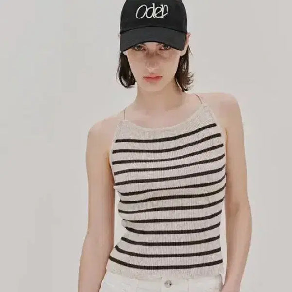 [BUNJANG] Audire Striped Sleeveless Top Oatmeal / 오디에르 스트라이프 슬리브리스