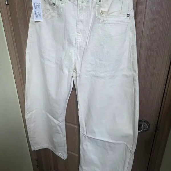 [BUNJANG] Take Easy Cotton Curved J Pants Cream L / 테이크이지 코튼 커브드 제이 팬츠(크림L) 팔아요