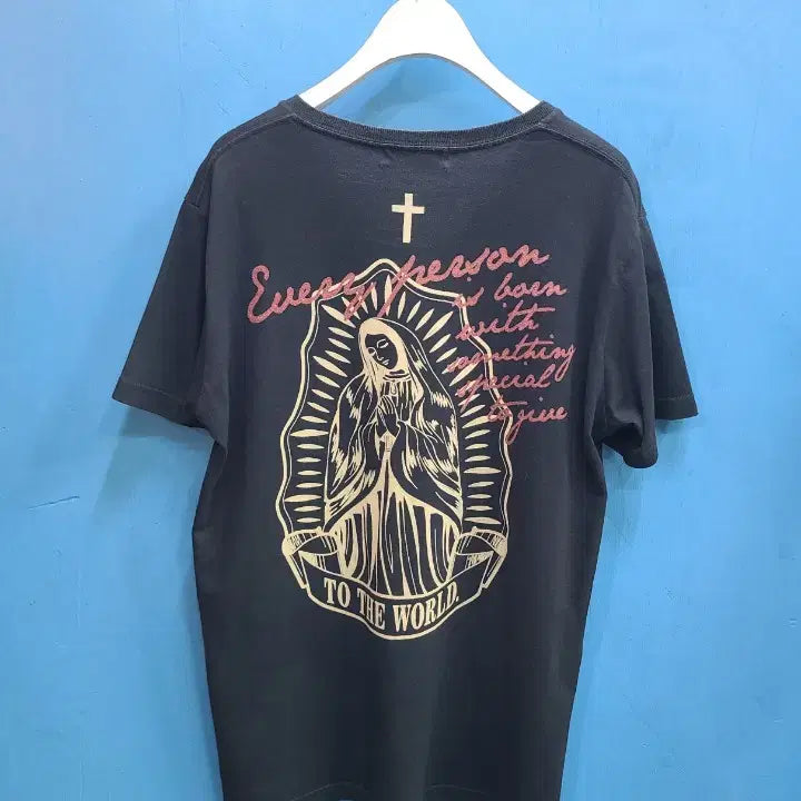 [BUNJANG] AZUL Japan Vintage Religious Graphic T-Shirt / 로고보다 분위기~일본빈티지 성모마리아