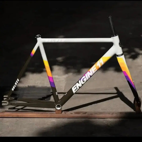 [BUNJANG] Engine11 Crit-D Deluxe Complete Bike M Size / 엔진11 크릿디 디럭스 반차 판매합니다! 판/대