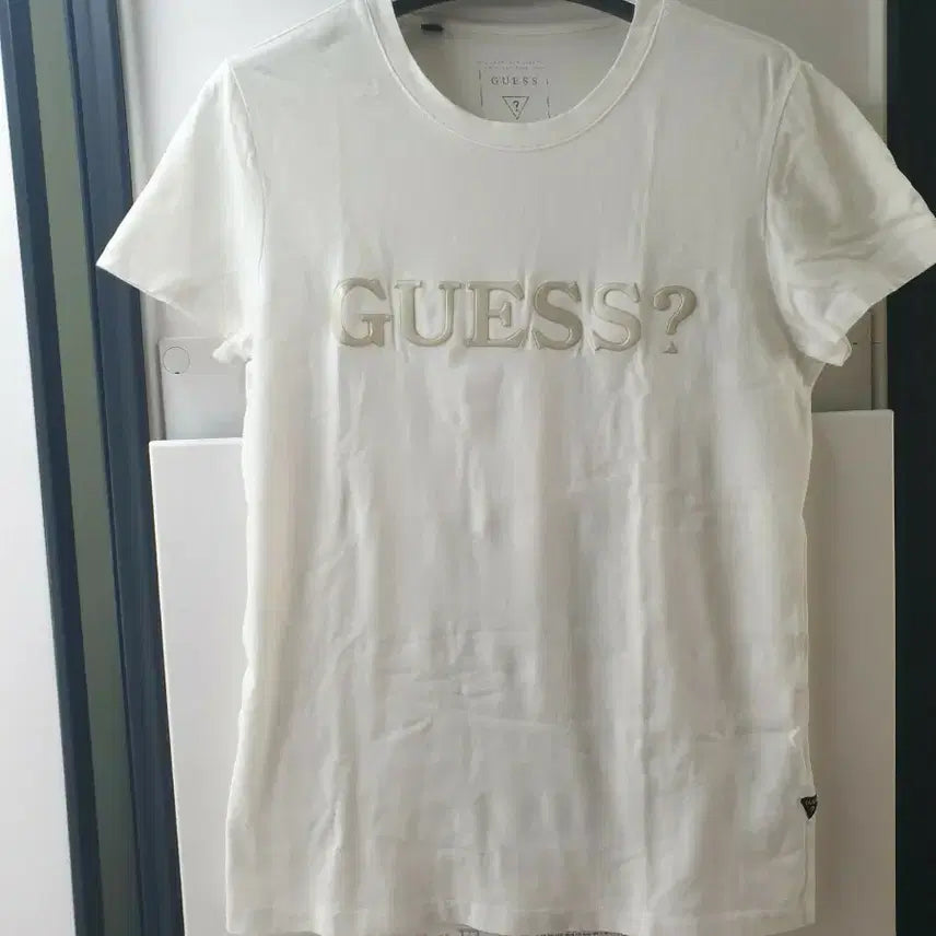 [BUNJANG] Guess Cotton Short Sleeve T-Shirt / 게스 반팔티 s(상태상)