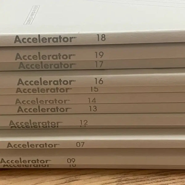 [BUNJANG] Sidae Injae Korean Language Study Materials Bundle (Survival Mock Exams, Accelerator Weekly Journals, Son Chang-bin Review Book) / 시대인재 국어컨텐츠[서바이벌 모의고사,엑셀러레이터 주간지,손창빈복기교재]