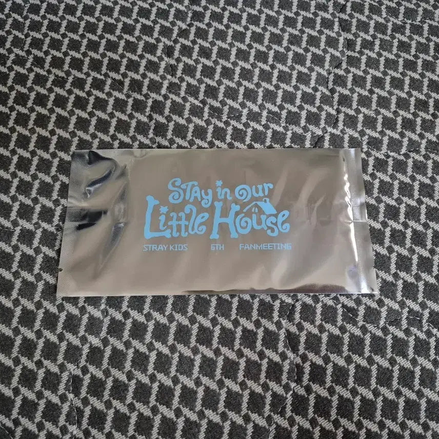 [BUNJANG] Stray Kids STAY in Our Little House Trading Card (Sealed) / 스키즈 STAY in Our Little House 트레이딩 카드(미개봉