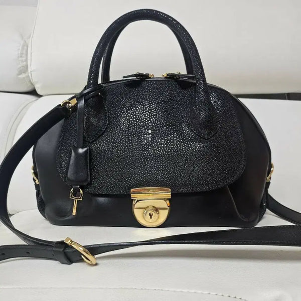 [BUNJANG] Salvatore Ferragamo Fiamed Tote Bag Black / 살바토레 페라가모 피암드 토트백