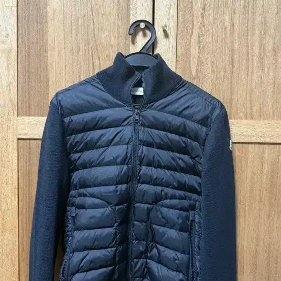[BUNJANG] Moncler Lightweight Padded Blouson Navy / 몽클레어 김현우 니트 패딩 네이비 급처