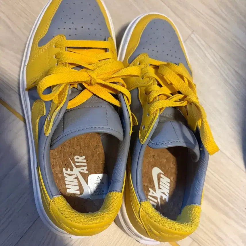 [BUNJANG] Nike Women's Air Jordan 1 Low Elevate Yellow Grey DH7004-017 / 나이키 우먼스 에어조던1 로우 엘리베이트 옐로우 그레이 DH7004-01