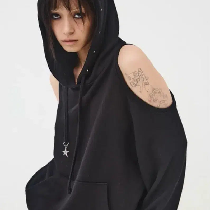 [BUNJANG] Expired Girl Cutout Hoodie Black / 익스파이어드걸 컷아웃 후디 블랙