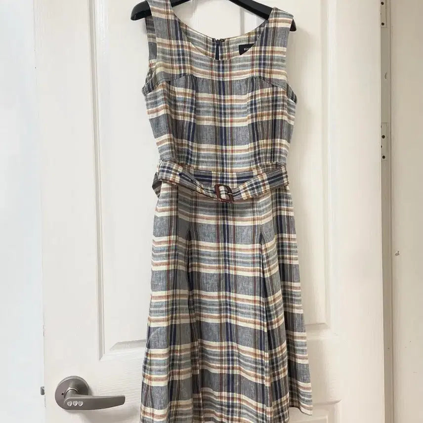 [BUNJANG] Beanpole Sleeveless Check Belt Pleats Midi Dress / 빈폴 체크 민소매 벨트 플리츠 미디 원피스 90