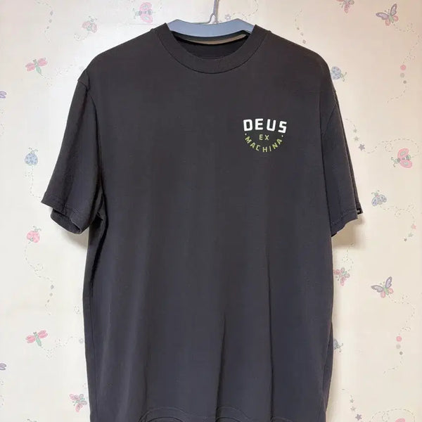 [BUNJANG] Deus Ex Machina Short Sleeve T-Shirt / DEUS EX MACHINA 데우스 엑스 마키나 반소매 티셔츠