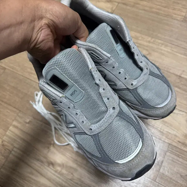 [BUNJANG] New Balance 990v6 Grey Sneakers / 뉴발란스 990v6 그레이 운동화