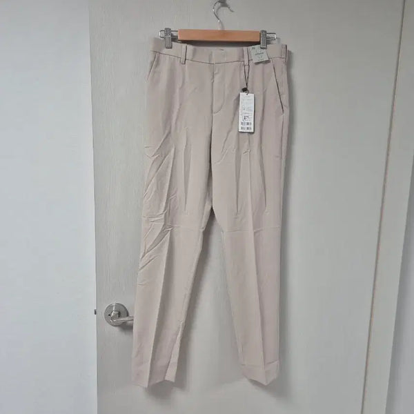 [BUNJANG] Project M Tapered Fit Slacks Light Beige (New) / 연베이지 슬랙스 30인치 (새상품)