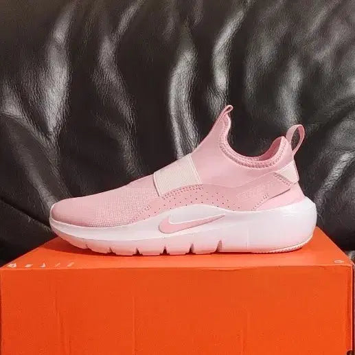 [BUNJANG] Nike 240 Flex Runner 4 Pink Sneakers / 새상품)나이키 240 플렉스 러너4 핑크 운동화 IF2893 600