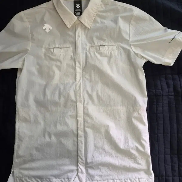 [BUNJANG] Descente White Short Sleeve Shirt L / 데상트 화이트 반팔 셔츠 L