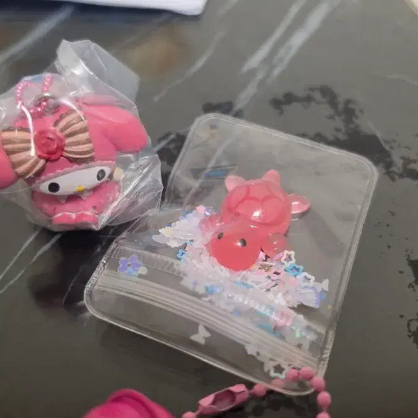 [BUNJANG] Lolita Gacha Keyring Set: My Melody & Glow-in-the-Dark Turtle / 로리타 가챠 키링 산리오 마이멜로디, 야광 거북이
