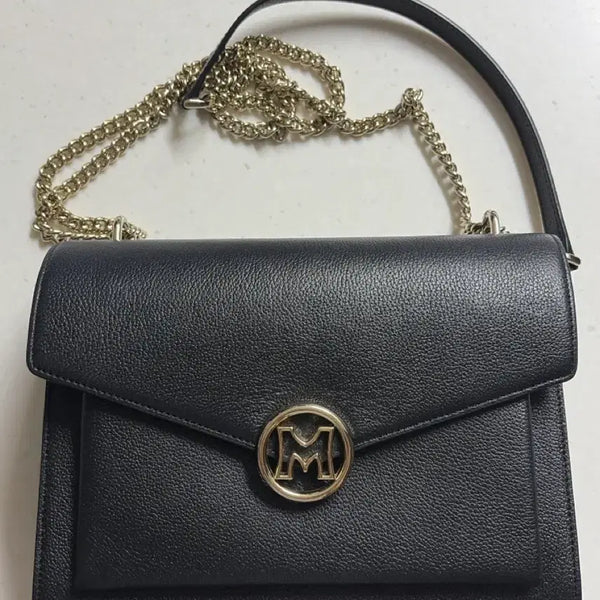 [BUNJANG] MCM Black Shoulder Bag with Chain Strap / 메트로시티 숄더백