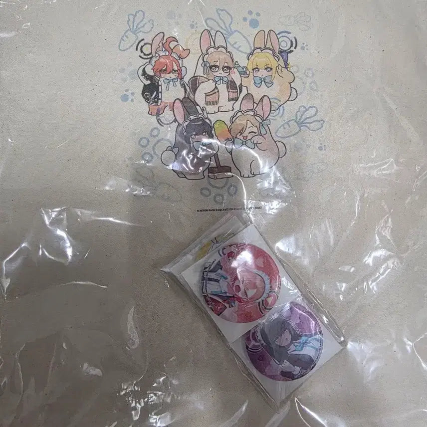 [BUNJANG] Blue Archive Aniplex Limited Eco Bag & Badge Set / 블루아카이브 애니플러스 한정 에코백 뱃찌 세트 판매