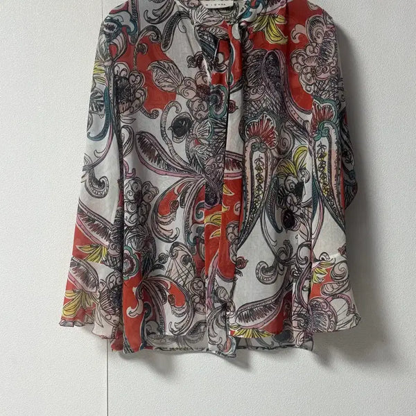 [BUNJANG] Michaa Chiffon Blouse Relaxed Fit / michaa 쉬폰 블라우스 여유핏