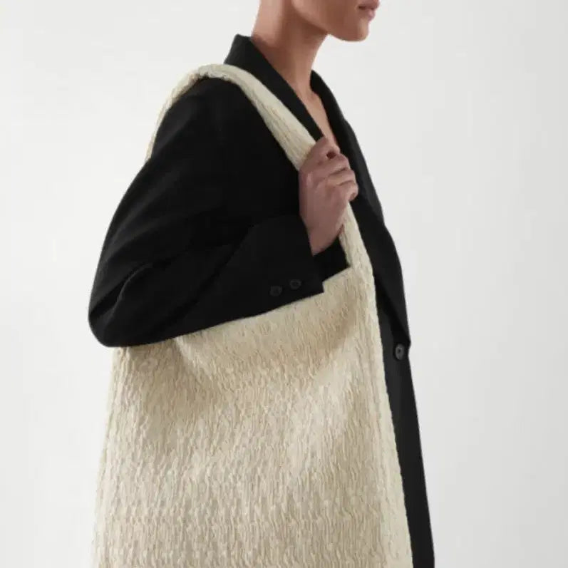 [BUNJANG] COS Smoke Oversized Shopper Bag Off-White / COS 코스 스모크 오버사이즈 쇼퍼백 오프화이트