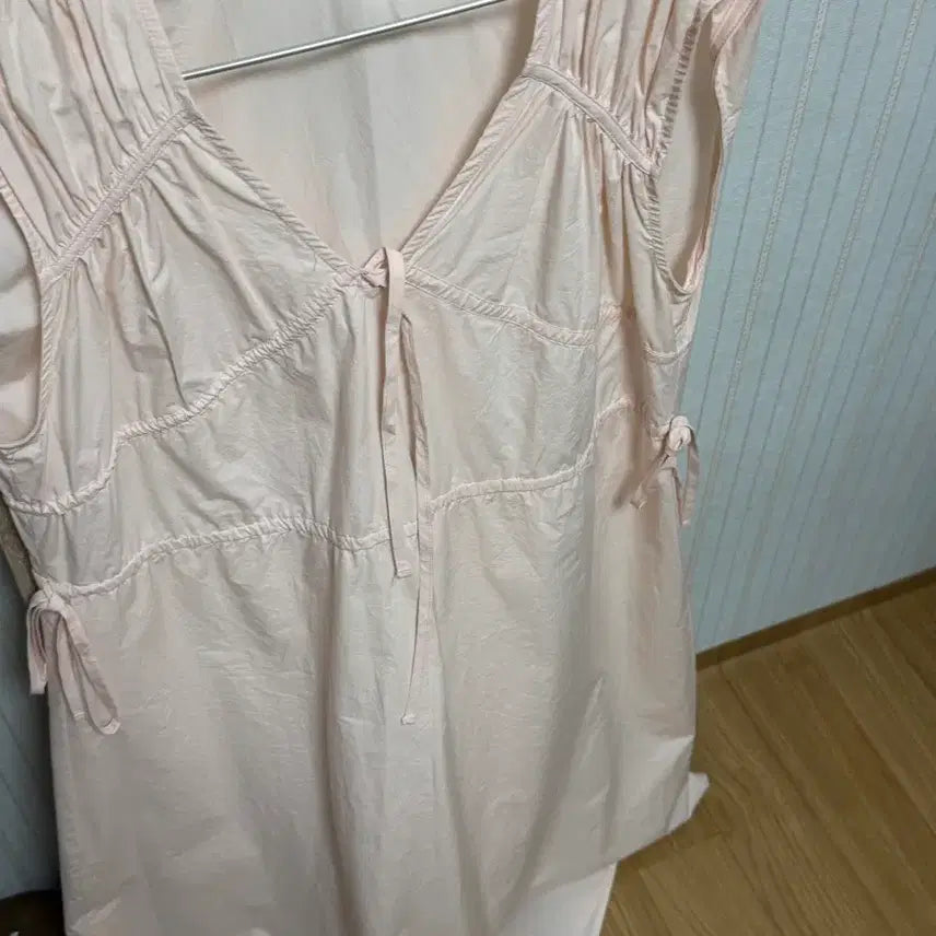 [BUNJANG] Gabrielle Shirring V-Neck Sleeveless Dress / 도매 가브리엘 gabrielle 셔링 원피스