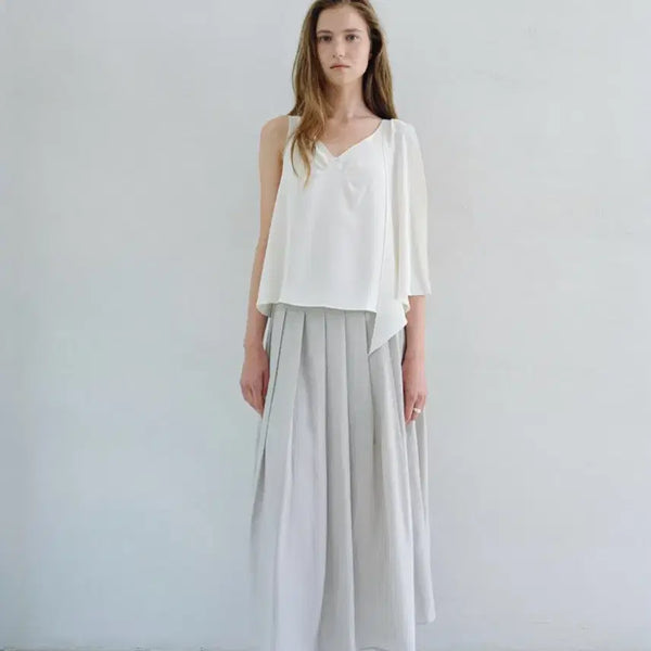 [BUNJANG] Obbege Veil Flare Shoulder Blouse White Free Size / [1회착용] 오브베이지 베일 플레어 숄더 블라우스