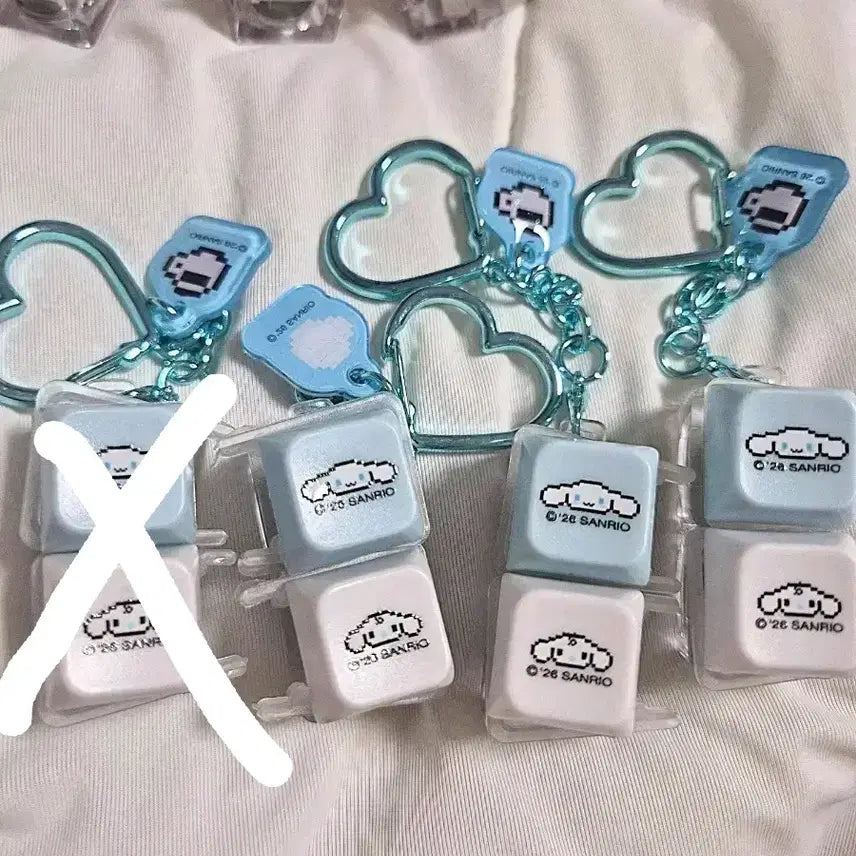 [BUNJANG] Sanrio Cinnamoroll LED Keycap Charm / 산리오 시나모롤 LED 키캡 키링 2구