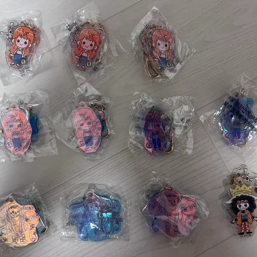 [BUNJANG] One Piece Surprise Character Keyring - Nami, Brook, Franky / 원피스 서프라이즈 키링 나미컬러/나미홀로/브룩컬러/프랑키홀로