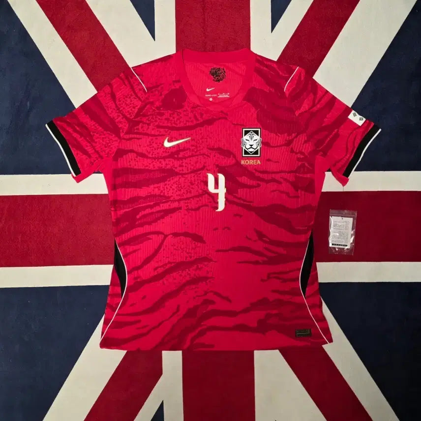 [BUNJANG] Kim Min-jae South Korea National Team Player Issued XL Home Jersey / 26/28 대한민국 국대 지급용 XL - 김민재