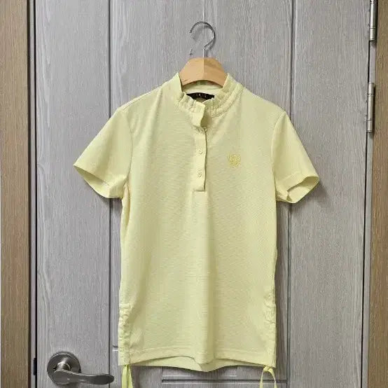 [BUNJANG] DAKS Golf Women's Yellow Short-Sleeve Polo Shirt Size 90 / [S,55] DAKS 닥스골프 옐로우 90 여성 반팔 카라티