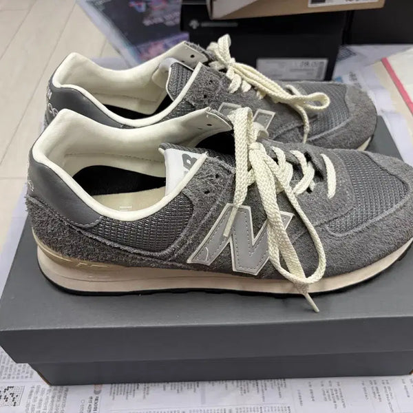 [BUNJANG] New Balance x Pottery 574 Premium Soft Grey Shoes / 뉴발란스 x 포터리 574 프리미엄 소프트 그레이 280