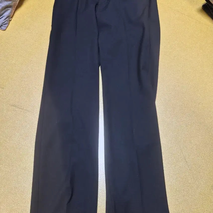 [BUNJANG] Uniqlo (Implied Brand) Slacks Pants / 무탠다드 슬랙스