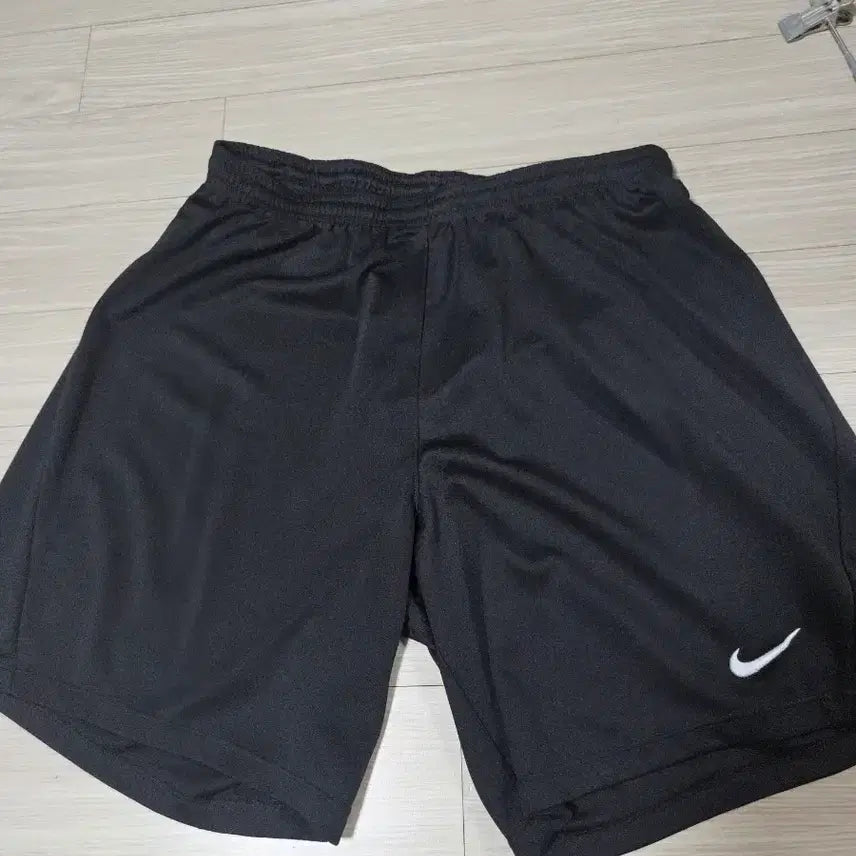 [BUNJANG] Nike Black Training Shorts / 나이키 블랙 트레이닝 반바지