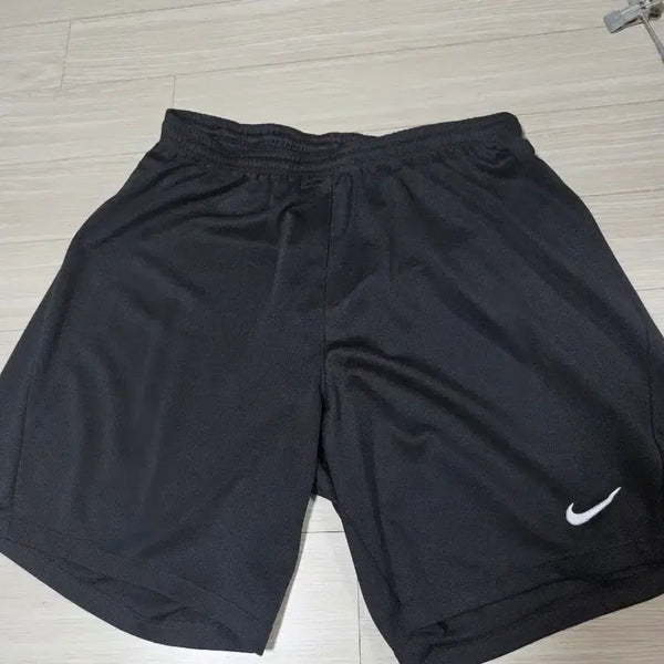 [BUNJANG] Nike Black Training Shorts / 나이키 블랙 트레이닝 반바지