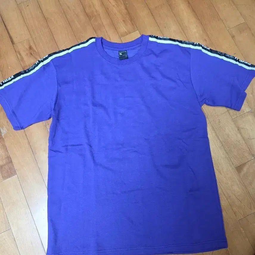 [BUNJANG] Purple Short-Sleeve T-Shirt XL / [새제품/퍼스펩] 보라색 반팔티셔츠 XL