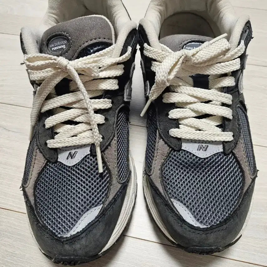 [BUNJANG] New Balance 2002R Navy 240 / 뉴발란스 2002R 네이비 240
