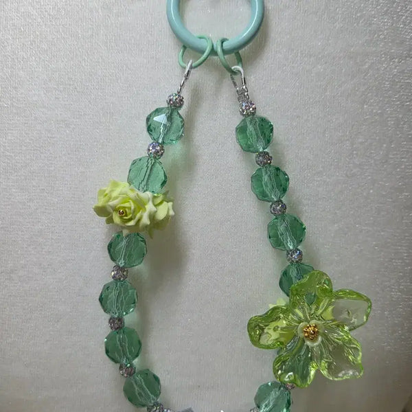 [BUNJANG] Mint Green Beaded Flower Charm Keychain / 민트색 비즈 꽃 키링