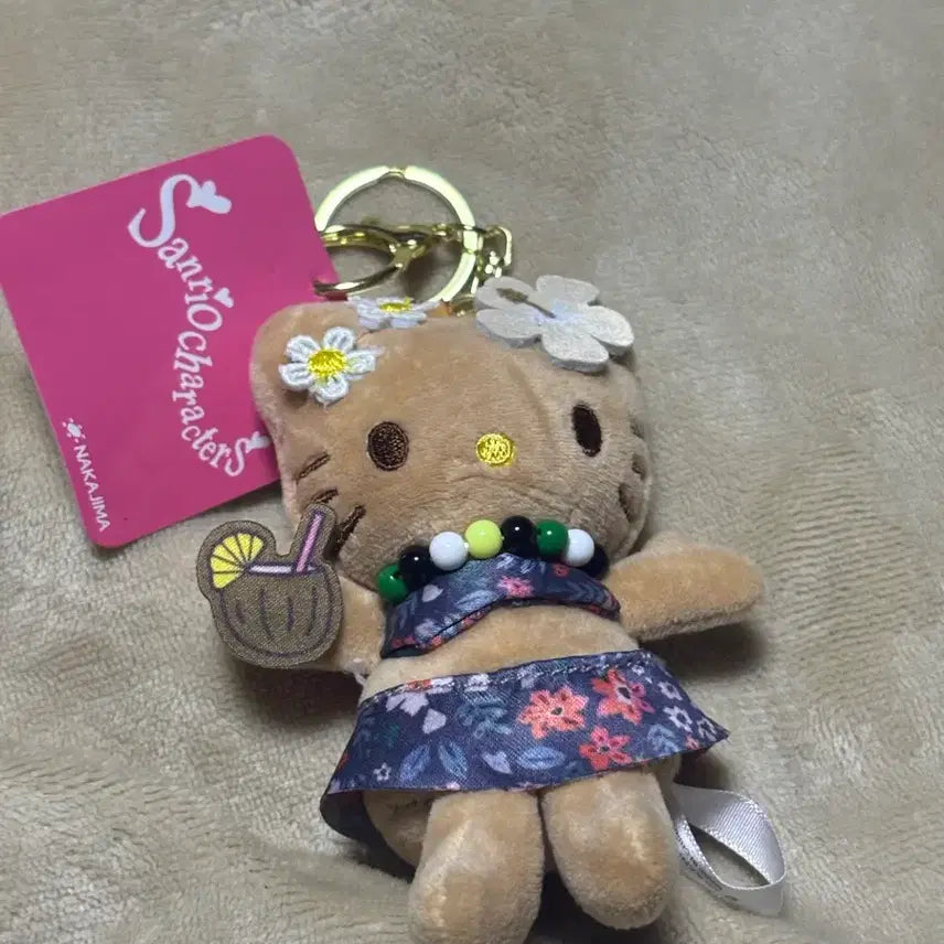 [BUNJANG] Sanrio Tanning Kitty Keychain / 산리오 태닝 키티 키링