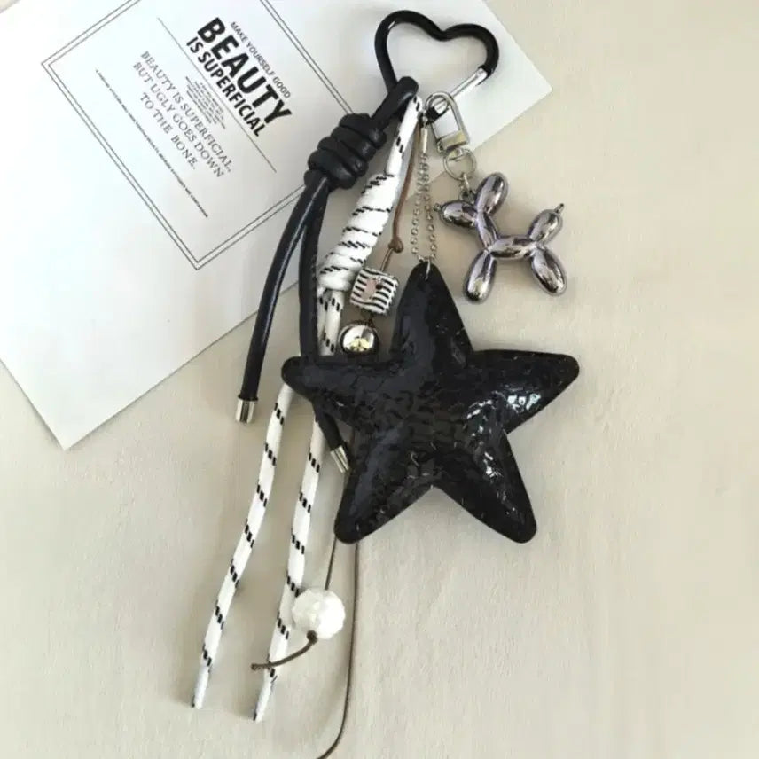 [BUNJANG] Black Star Charm Keychain with Dog Pendant / 블랙 별 모양 키링(새상품)