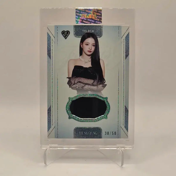 [BUNJANG] fromis_9 Lee Nagyung Worn Scarf Relic Photocard / 테레카 프로미스나인 이나경 실착 스카프 렐릭 50한정 카드