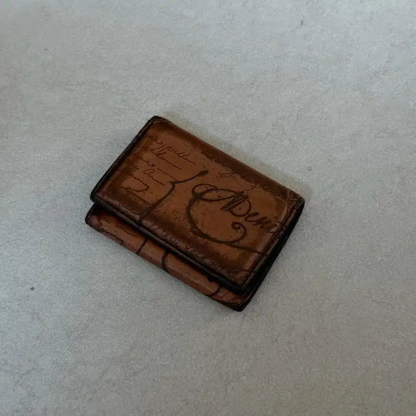 [BUNJANG] Berluti Script Leather Cardholder Brown Patina / 벨루티 카드지갑 스크리트 가죽 브라운 파티나지갑