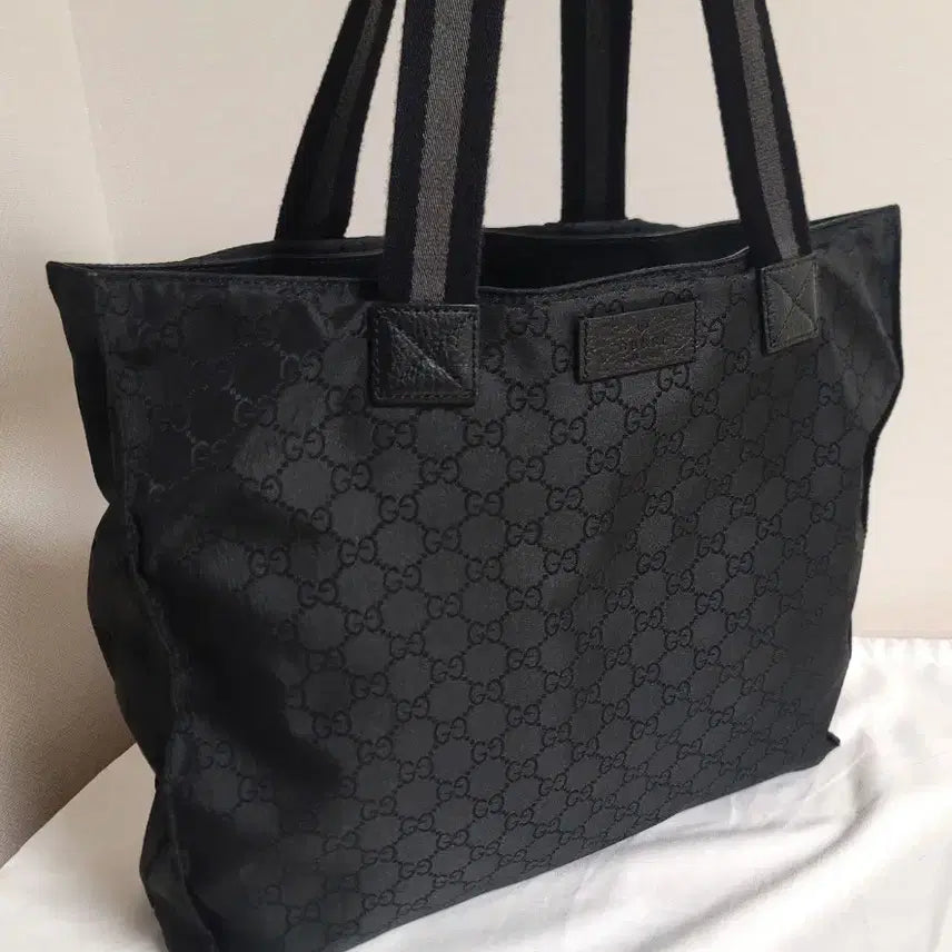 [BUNJANG] Gucci GG Nylon Black Tote Bag Shoulder Bag / 정품 구찌 가방 GG 나일론 블랙 토트백, 숄더백